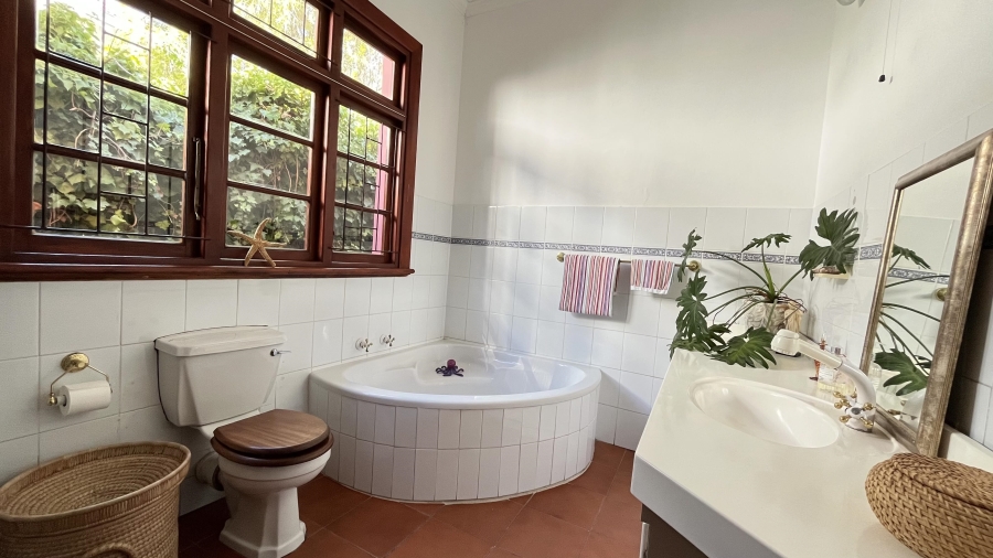 3 Bedroom Property for Sale in Seaforth Western Cape